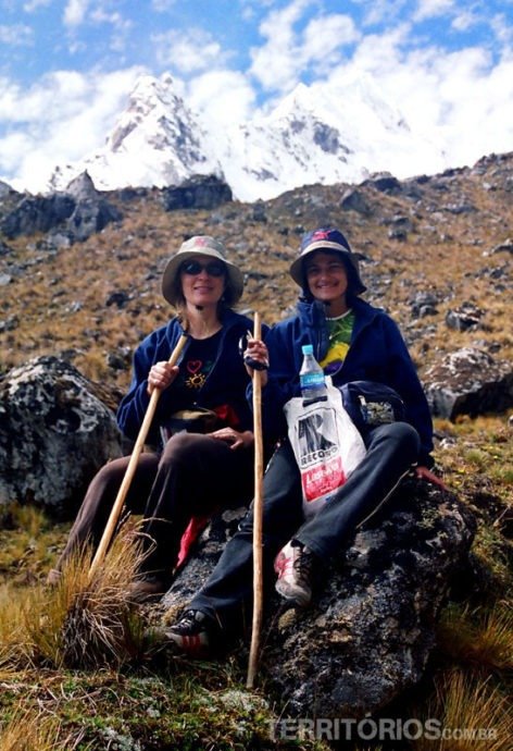 Vanessa e Roberta na trilha Inca Salkantay Vanessa e Roberta na trilha Inca Salkantay