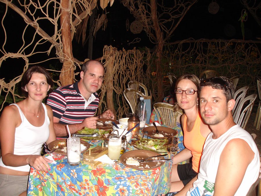 Restaurante Tom Marrom