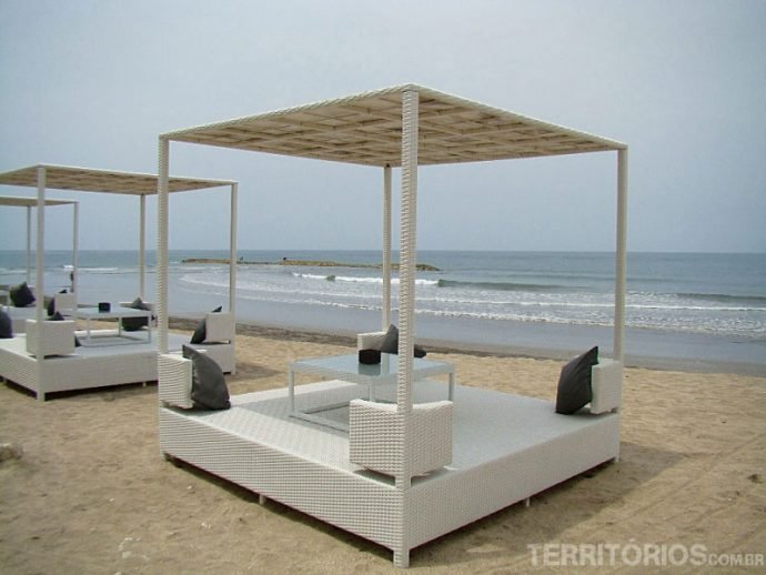 Um hotel na beira da praia em Kuta