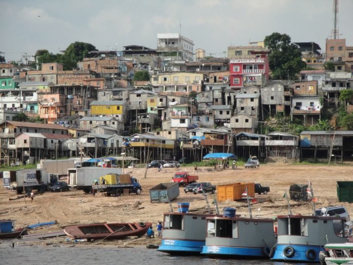 Orla de Manaus, a Mumbai brasileira
