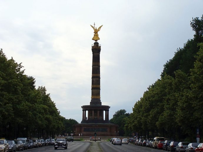 Siegessäule, a famosa torre do anjo