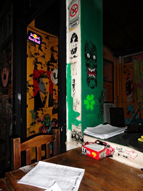 Post Street Bar por dentro Post Street Bar por dentro
