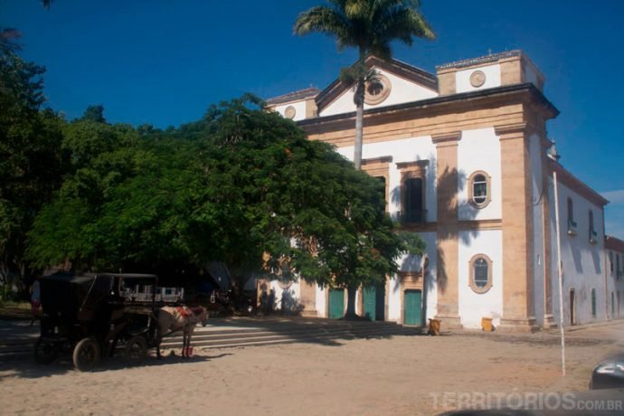 Igreja da Matriz pela manhã