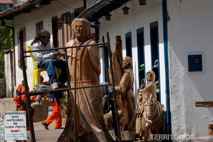 Artesão e obras