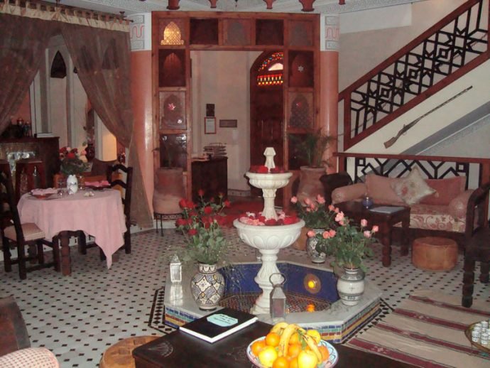 Dentro do Riad