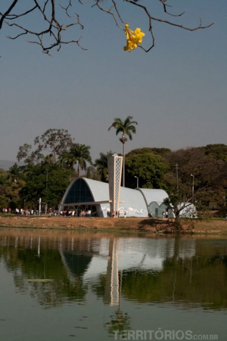 Lago e igreja da Pampulha Lago e igreja da Pampulha