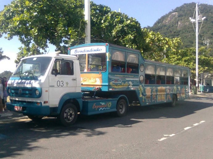 Bondindinho, nosso transporte em Camboriú Bondindinho, nosso transporte em Camboriú