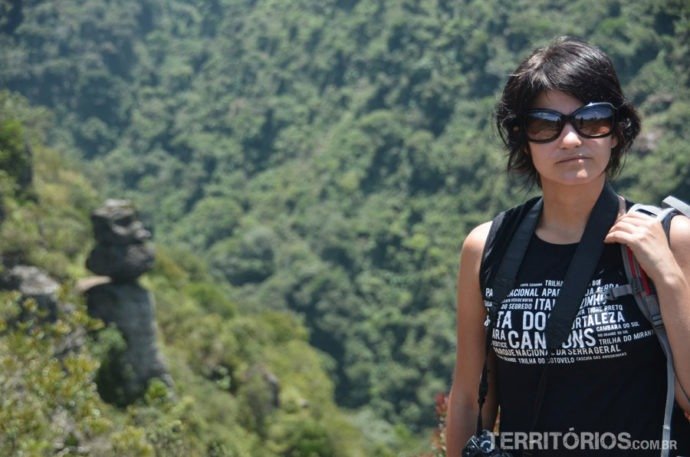 Sol forte no Canyon Fortaleza exigia óculos na trilha
