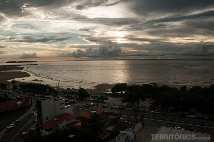 A vista do meu quarto para a praia Ponta D'Areia
