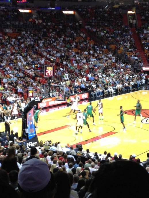 Lebron treinando arremessos Lebron treinando arremessos