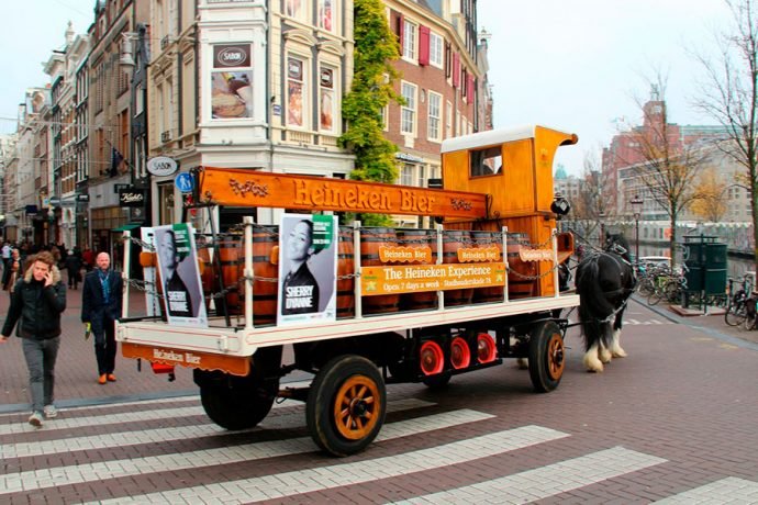 Carroça da Heineken