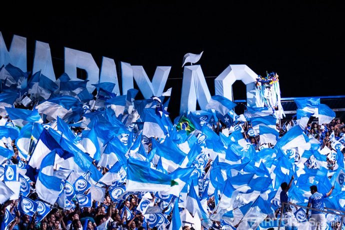 A Galera do Caprichoso sendo organizada