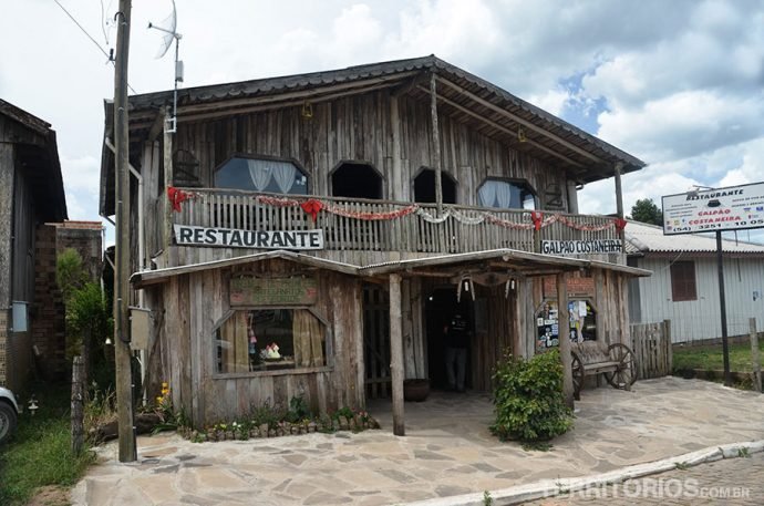 Galpão Costaneira, restaurante tradicional