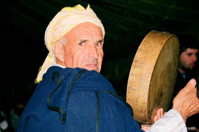 Fantasia, show cultural e jantar marroquino