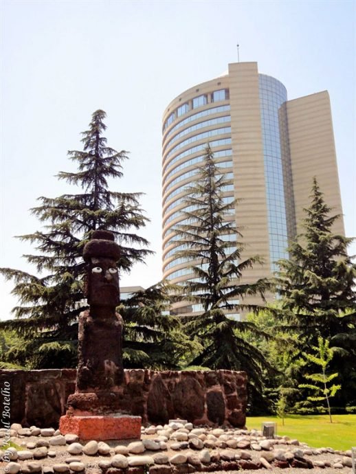 Moai em Las Condes Moai em Las Condes