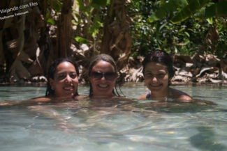 Cris, Flávia e eu na Glorinha Cris, Flávia e eu na Glorinha