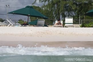 Sol ou sombra na espreguiçadeira Sol ou sombra na espreguiçadeira