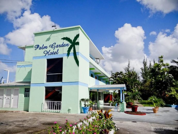 Fachada Palm Garden, um dos hotéis em Barbados Fachada Palm Garden, um dos hotéis em Barbados