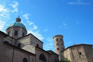 Cappella di S.Andrea e Battistero Neoniano Cappella di S.Andrea e Battistero Neoniano