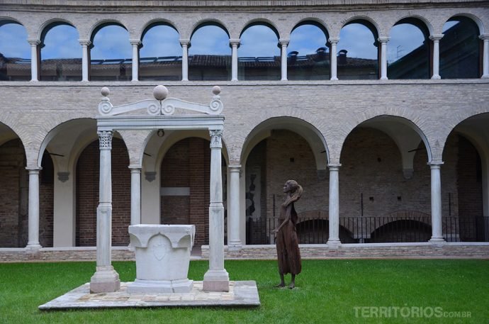Pátio do Museu Dantesco