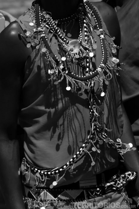 Jovem da tribo Maasai Jovem da tribo Maasai