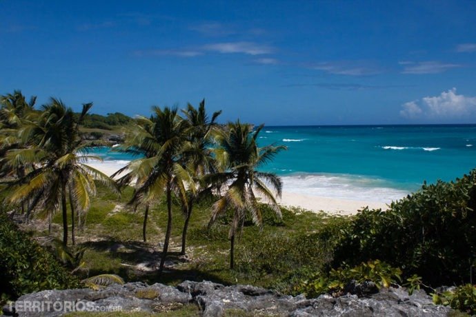 Long Beach, no lado leste de da ilha