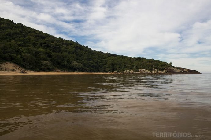 Praia do Tigre vista do barco