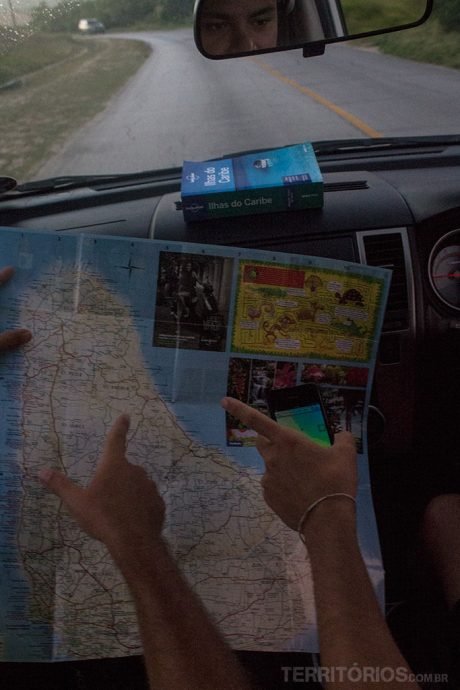 Mapa, gps e guias de viagem para não errar o caminho Mapa, gps e guias de viagem para não errar o caminho