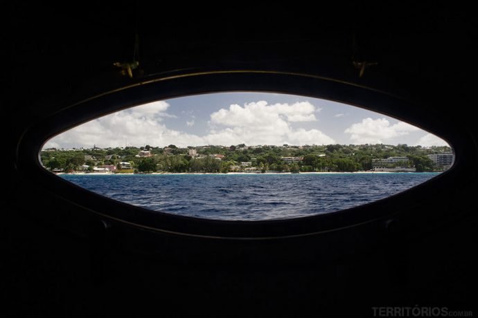Janela do barco Tiami