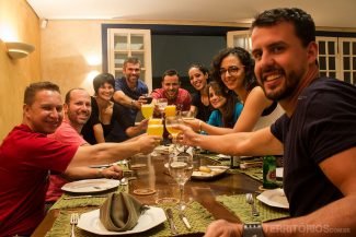 O brinde dos blogueiros no Empório Santo Antônio