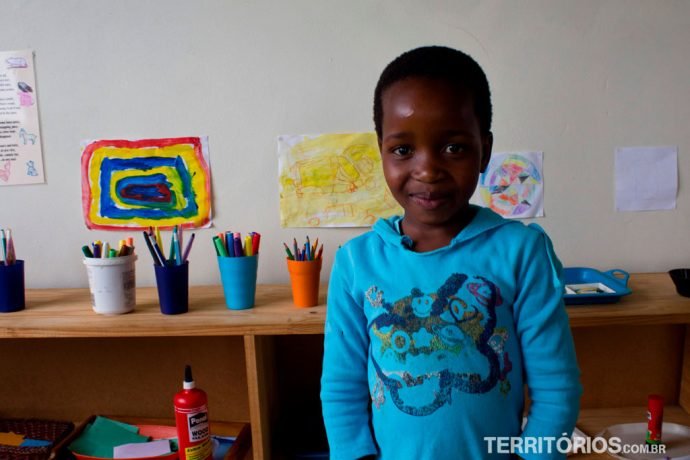 Escola modelo para crianças de até 6 anos