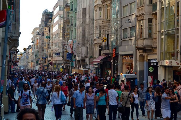 Rua Istiklal Caddesi para roteiro de compras