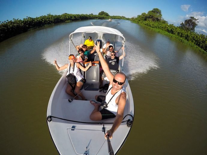 Selfie de Maurício Oliveira (Trilhas e Aventuras) da nossa lancha
