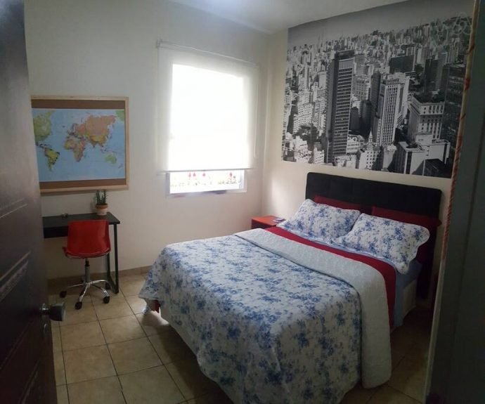 Quarto de Airbnb perto do metro