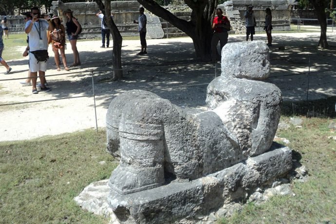 Estátua Chac Mool
