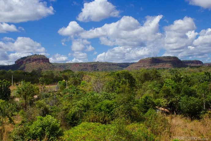 Vista da rampa da tirolesa de 1400 metros