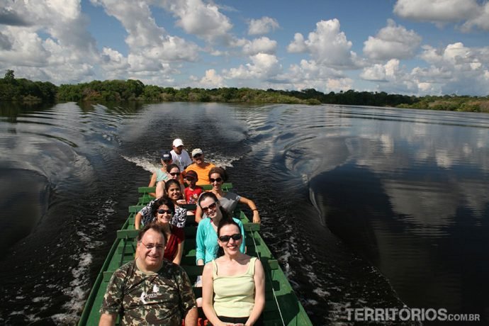 Safari em barco no Amazonas