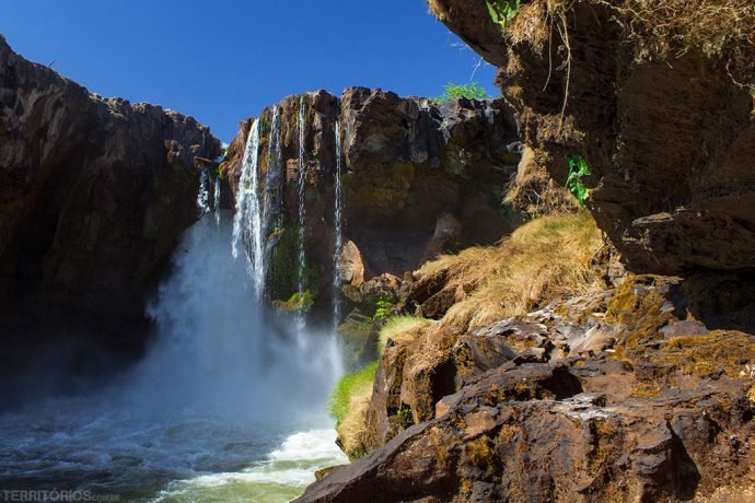 Lado direito da Cachoeira da Prata