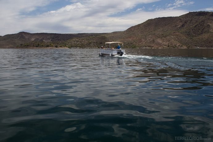 Passeio de barco no Lake Pleasant