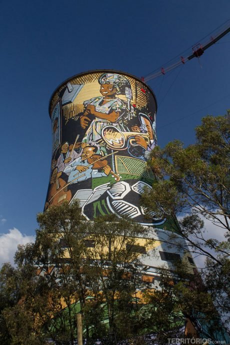 Orlando Towers revitalizada com grafite Orlando Towers revitalizada com grafite
