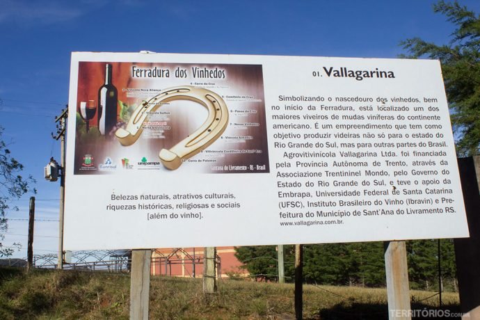 Placa de sinalização da Ferradura dos Vinhedos