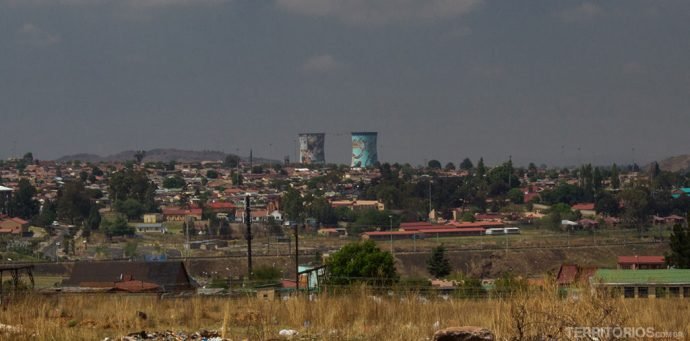 Orlando towers são facilmente vistas na paisagem