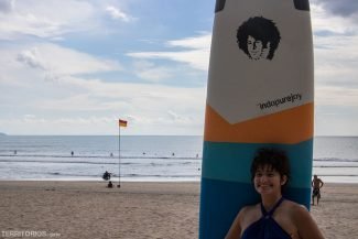 Em Kuta Beach depois de mais de duas horas na água