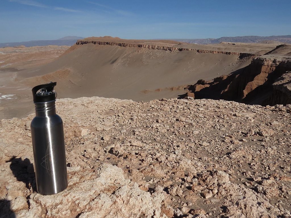 Garrafa é cortesia do Alto Atacama