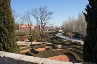 Madri tem várias atrações e áreas públicas que incentivam locais e turistas a aproveitarem a cidade Madri tem várias atrações e áreas públicas que incentivam locais e turistas a aproveitarem a cidade