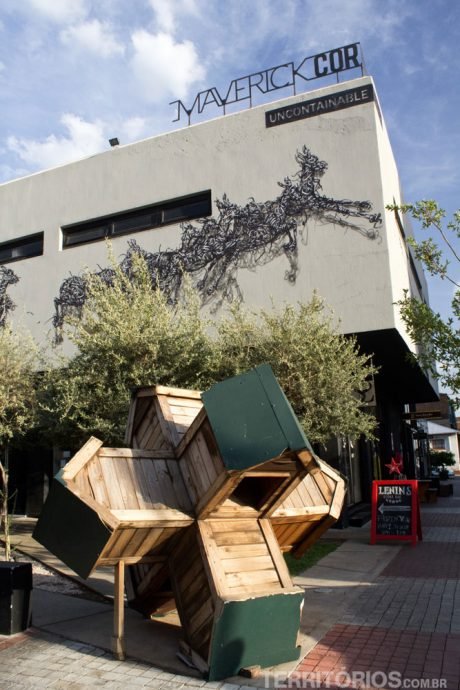 Arte urbana nas quadras de Maboneng Arte urbana nas quadras de Maboneng