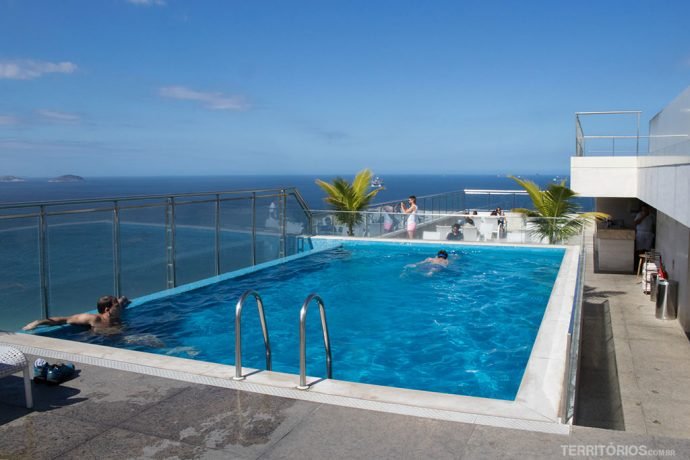 Piscina no terraço Hilton Hotel Copacabana