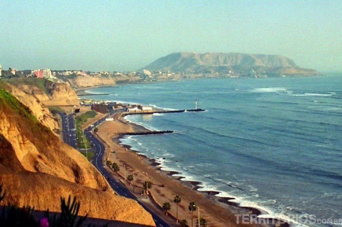 O Oceano Pacífico em Miraflores