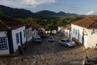 Carros não deveriam circular no centro histórico Carros não deveriam circular no centro histórico