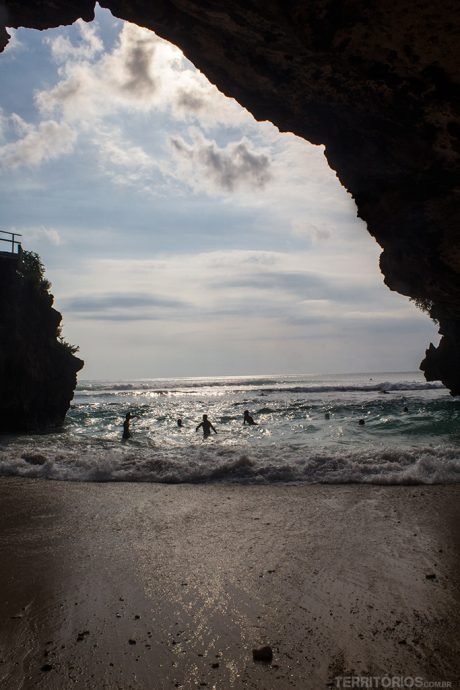 Entrada do mar em Uluwatu Entrada do mar em Uluwatu